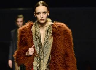 Prada renunță la îmbrăcămintea din blană