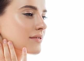 Ai unghii deteriorate? Păr fragil? Iată câteva sfaturi pentru sănătatea acestora