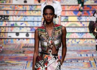 Cum alegi rochia în funcție de forma corpului tău?