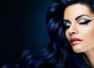 Cum ne machiem ținând cont de culoarea părului?